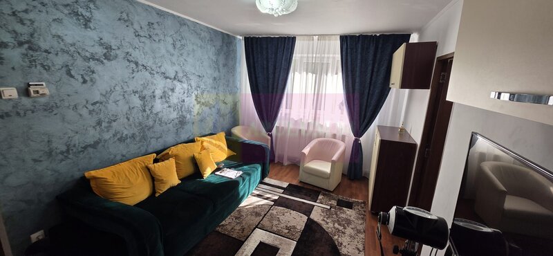 Apartament cu 2 camere, et 1 in Campina